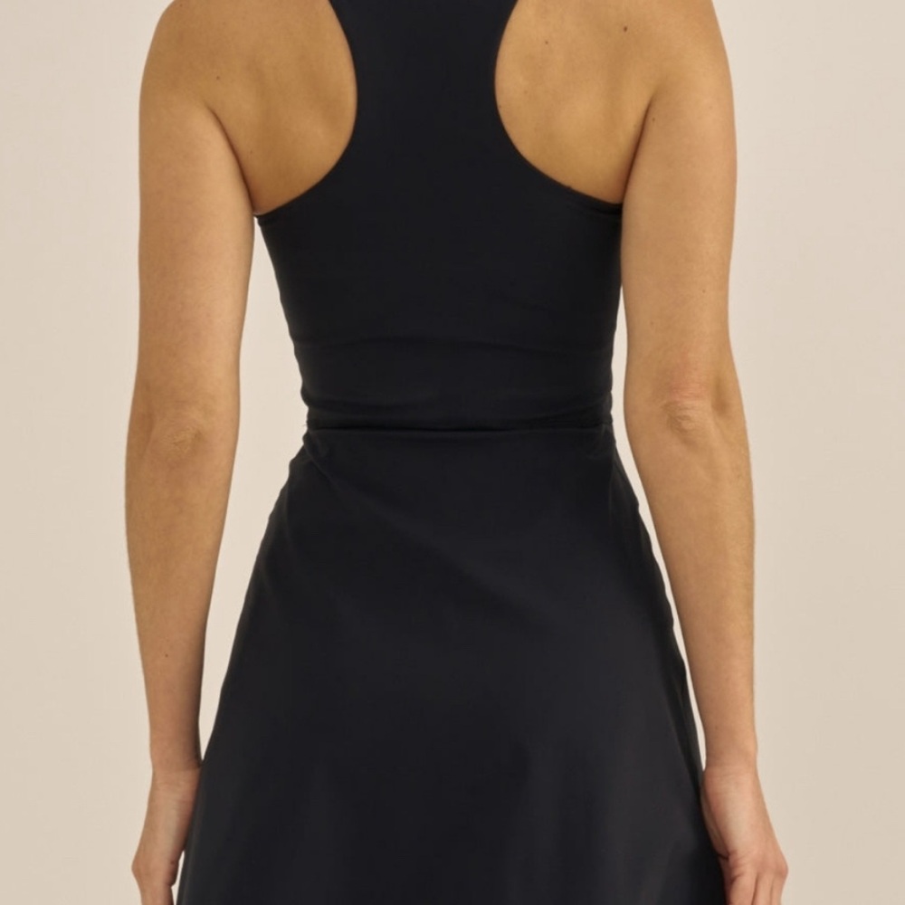 Outdoor Voices Elegant Black Top - Picture 2 of 6